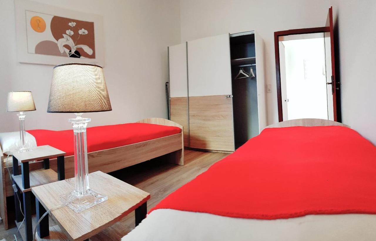 Elena Flat Orchidee Duisburg Zentrum Exterior foto
